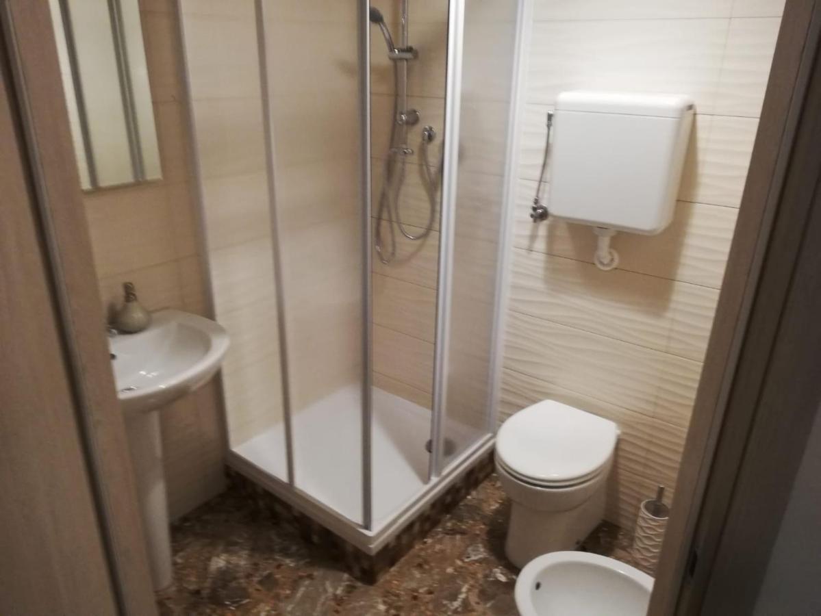B&B Dolce Luna Taranto Ngoại thất bức ảnh